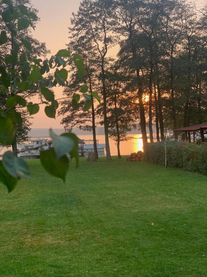 Hotel Europa Gizycko Bagian luar foto