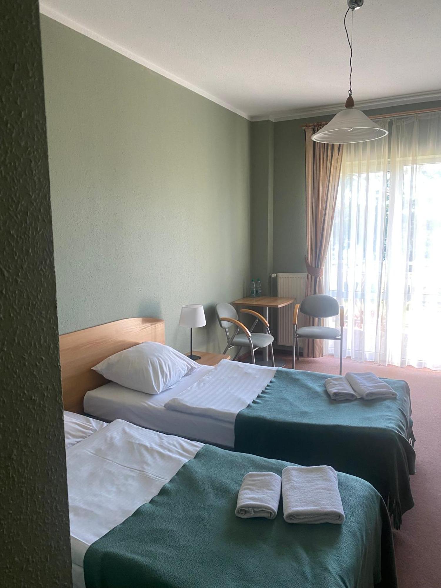 Hotel Europa Gizycko Bagian luar foto