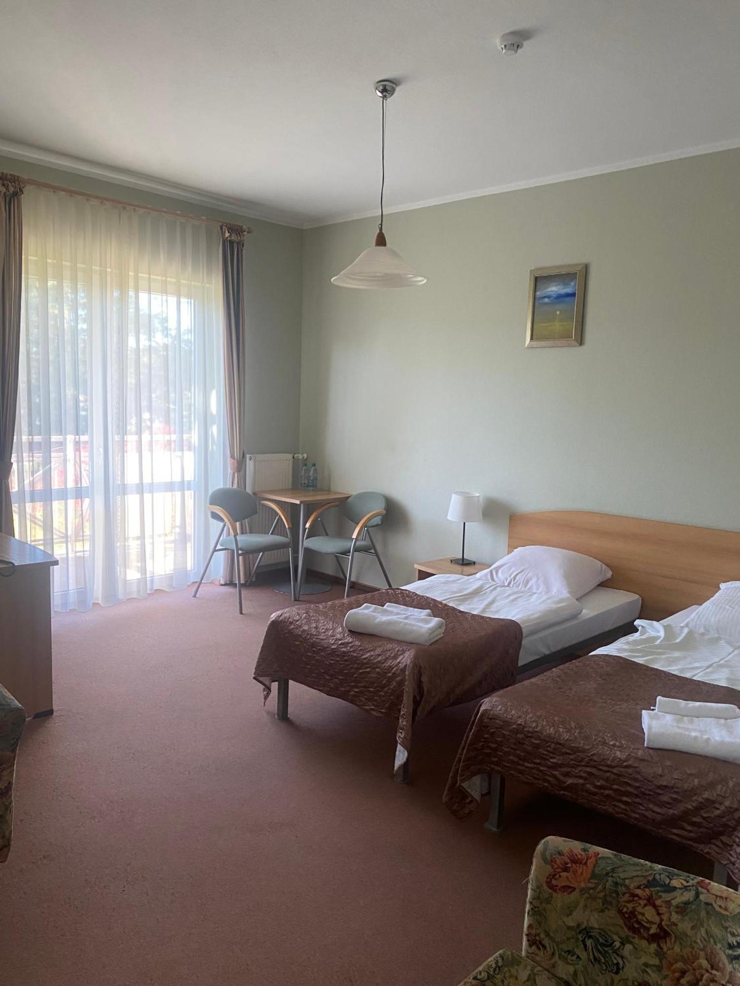 Hotel Europa Gizycko Bagian luar foto