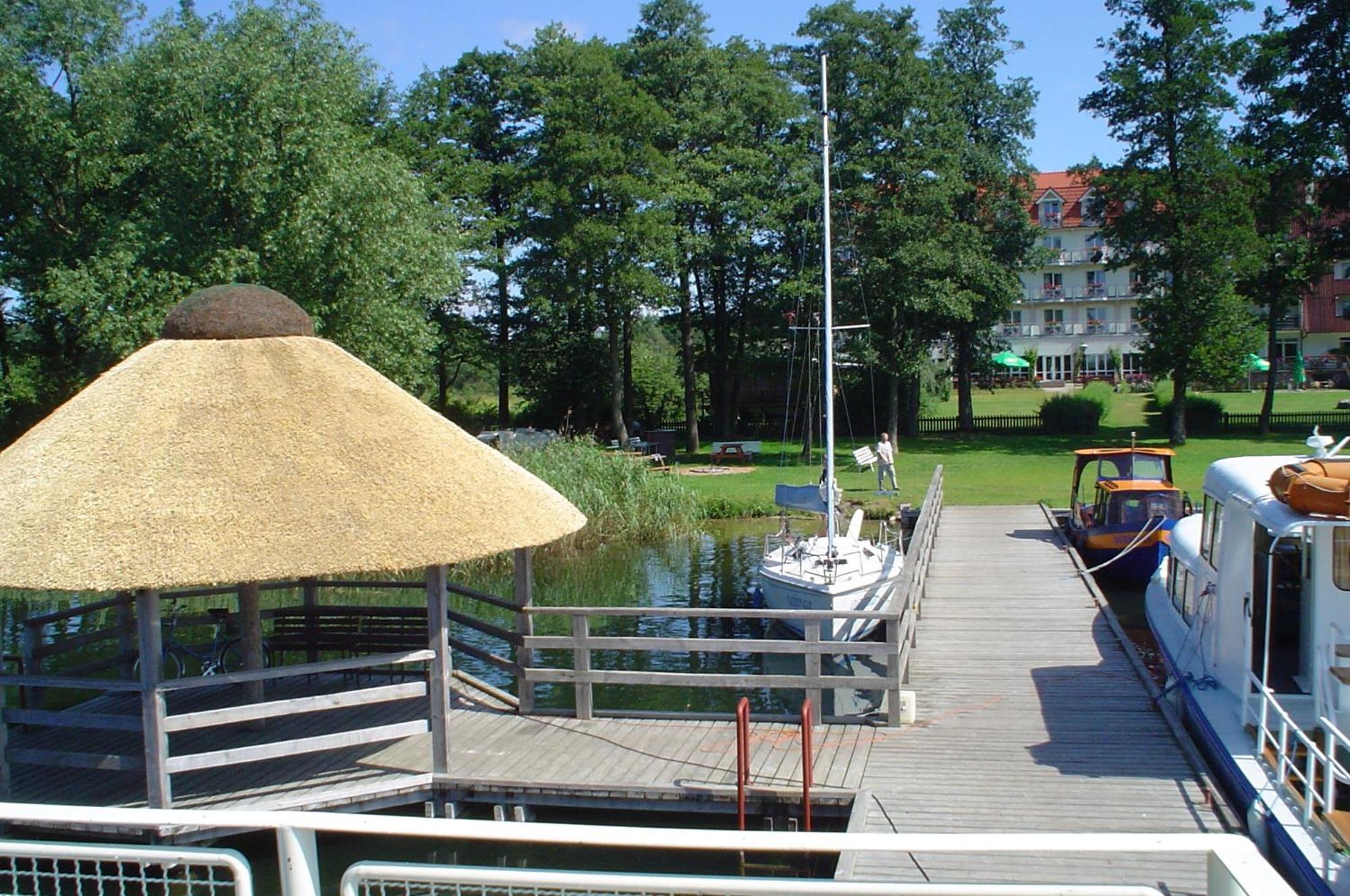 Hotel Europa Gizycko Bagian luar foto