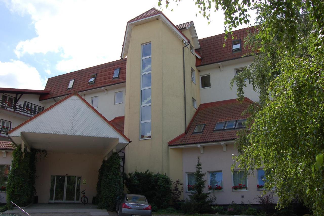 Hotel Europa Gizycko Bagian luar foto